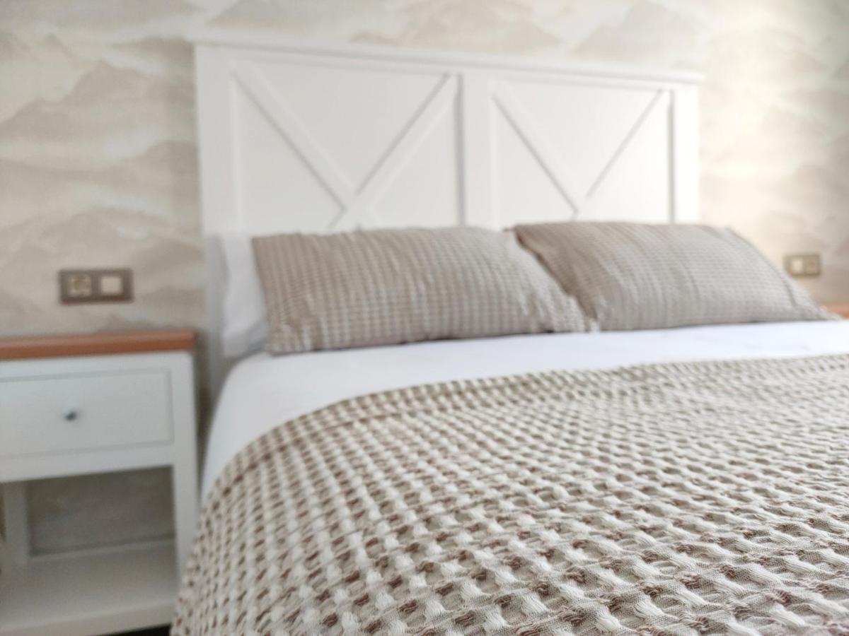 Second Home Arzua Apartamentos Bagian luar foto