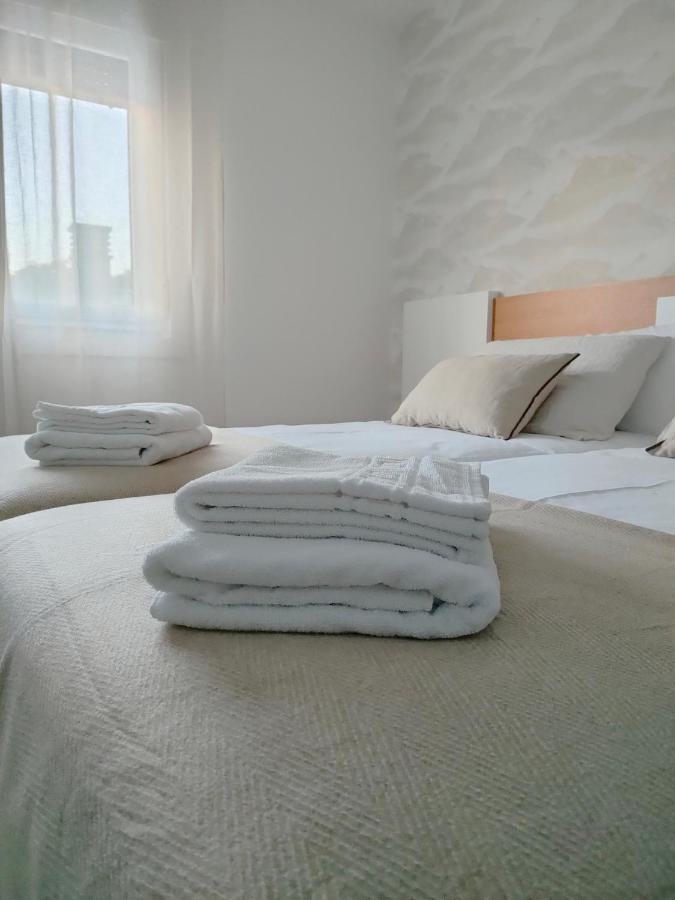Second Home Arzua Apartamentos Bagian luar foto