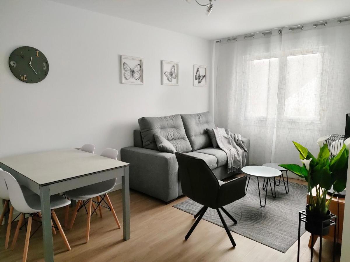 Second Home Arzua Apartamentos Bagian luar foto